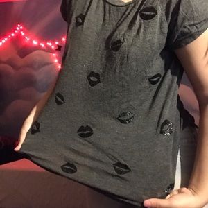 Kiss face grey t-shirt